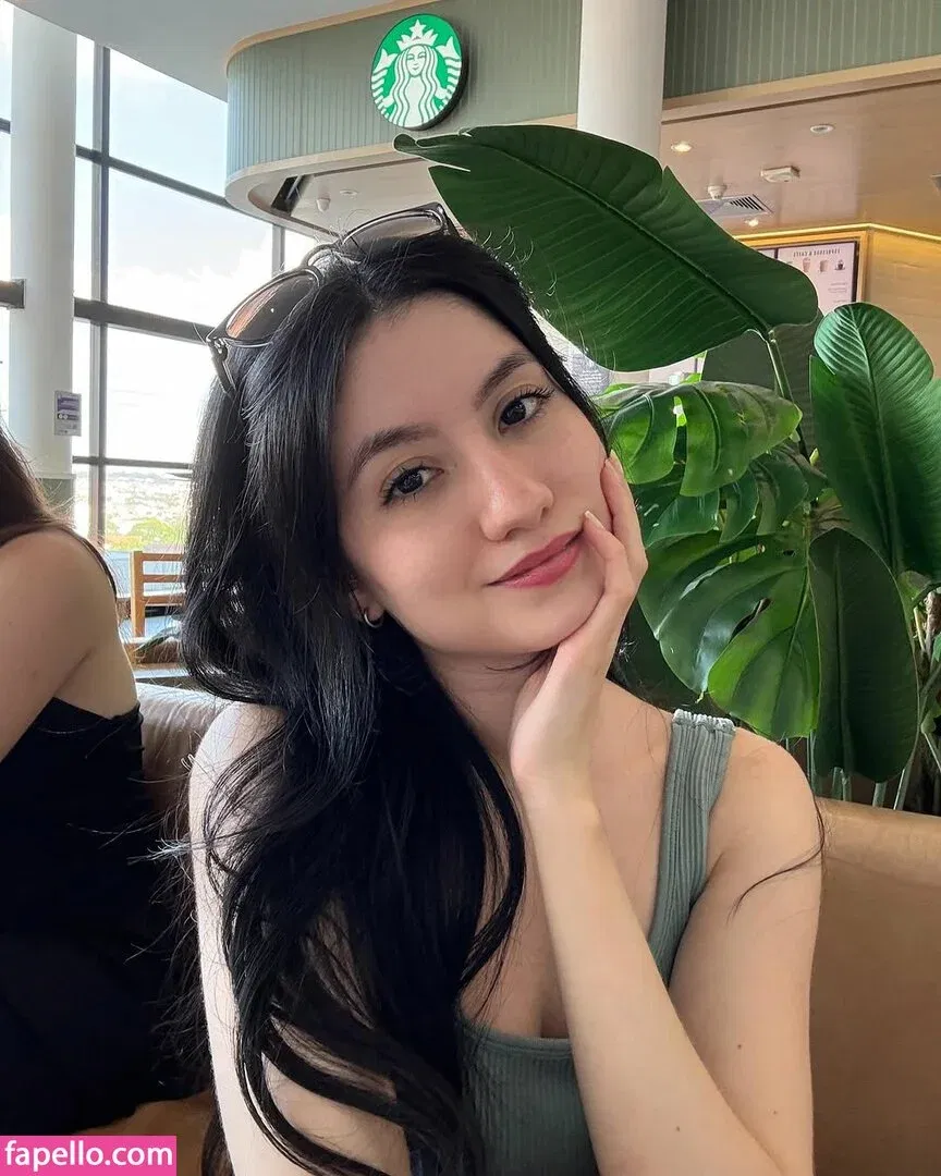 Lamie / Larissacarvalhx / ilamie / lamistar Onlyfans Photo Gallery 