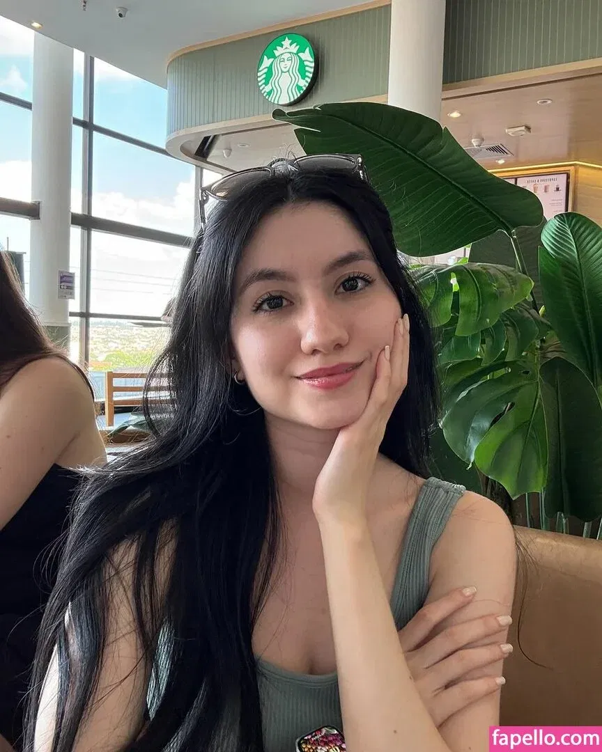 Lamie / Larissacarvalhx / ilamie / lamistar Onlyfans Photo Gallery 