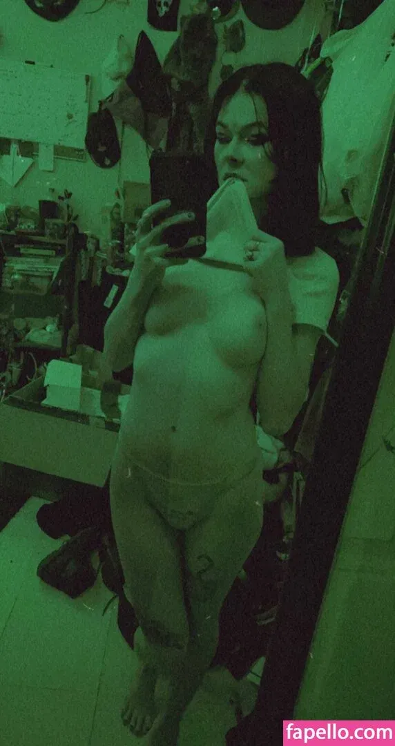 Toxicsunflowers / toxicsunflowerbyhalatoo Onlyfans Photo Gallery 