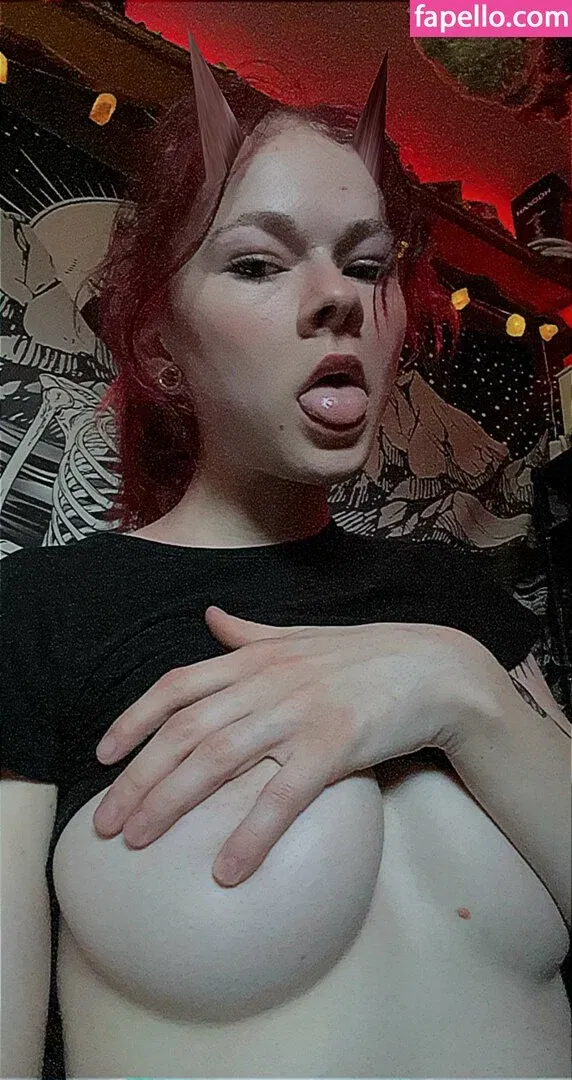 Toxicsunflowers / toxicsunflowerbyhalatoo Onlyfans Photo Gallery 