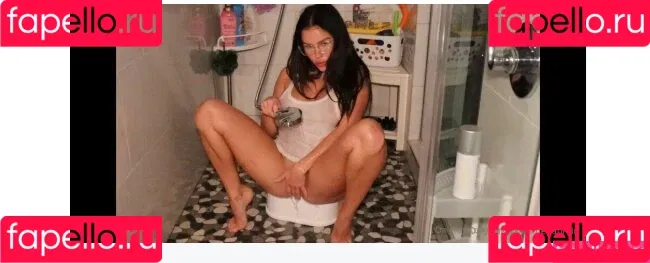 Megan Rain / meganmecrazyXX / meganrain Onlyfans Photo Gallery 