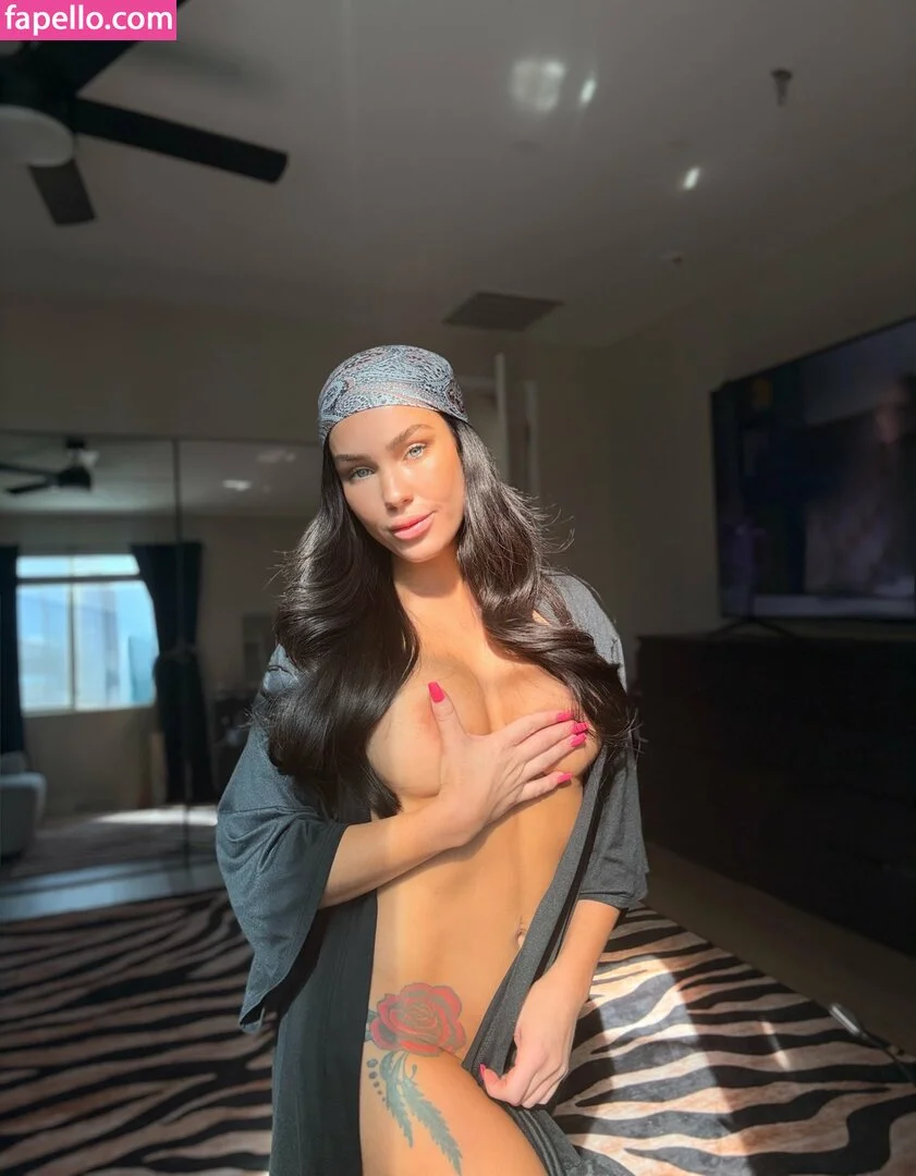 Megan Rain Nude Onlyfans Photo 13