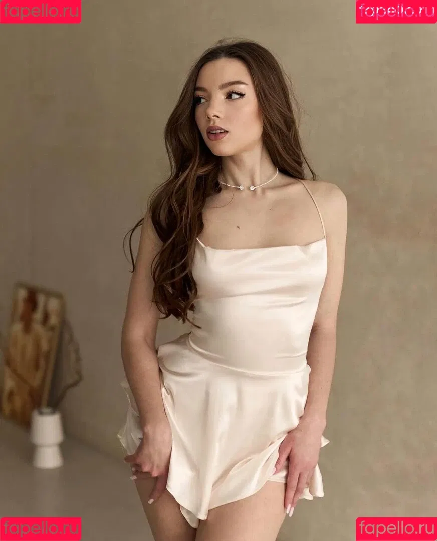 princesse.katrin Onlyfans Photo Gallery 