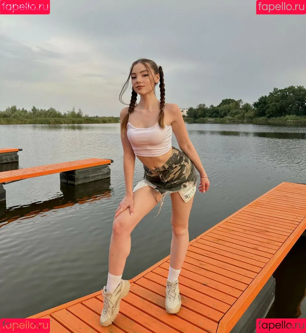 princesse.katrin Onlyfans Photo Gallery 