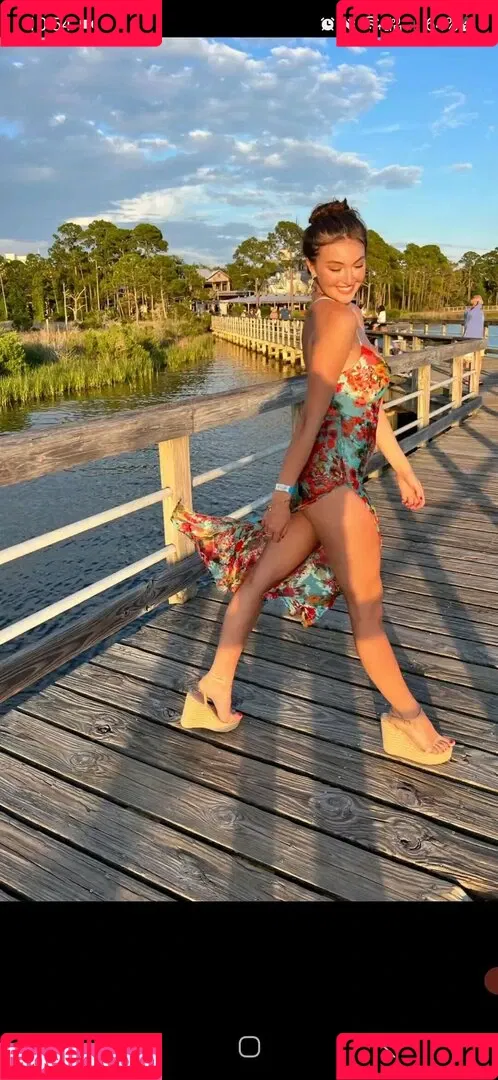 Beautyandbrainswithatwist / Rachel Michelle / rachellemichelle Onlyfans Photo Gallery 