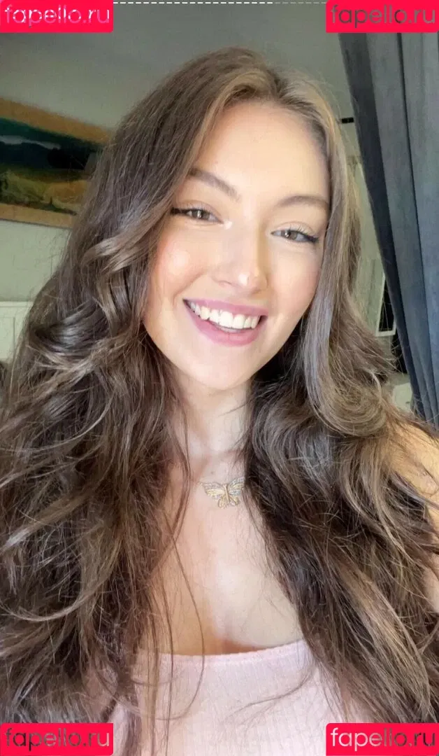 Beautyandbrainswithatwist / Rachel Michelle / rachellemichelle Onlyfans Photo Gallery 