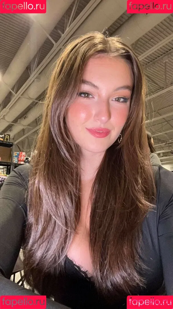 Beautyandbrainswithatwist / Rachel Michelle / rachellemichelle Onlyfans Photo Gallery 