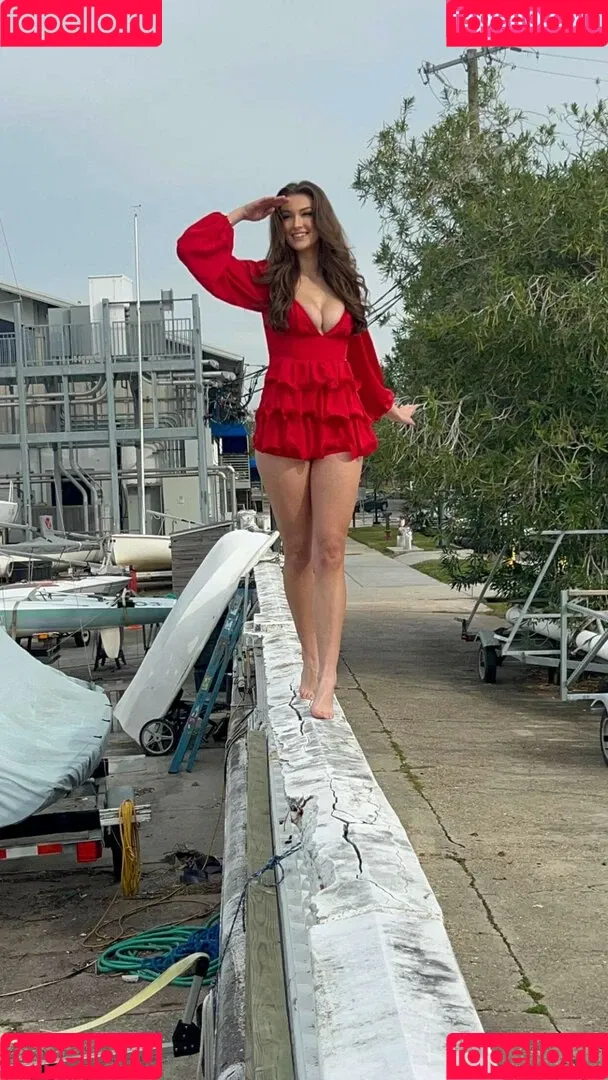 Beautyandbrainswithatwist / Rachel Michelle / rachellemichelle Onlyfans Photo Gallery 