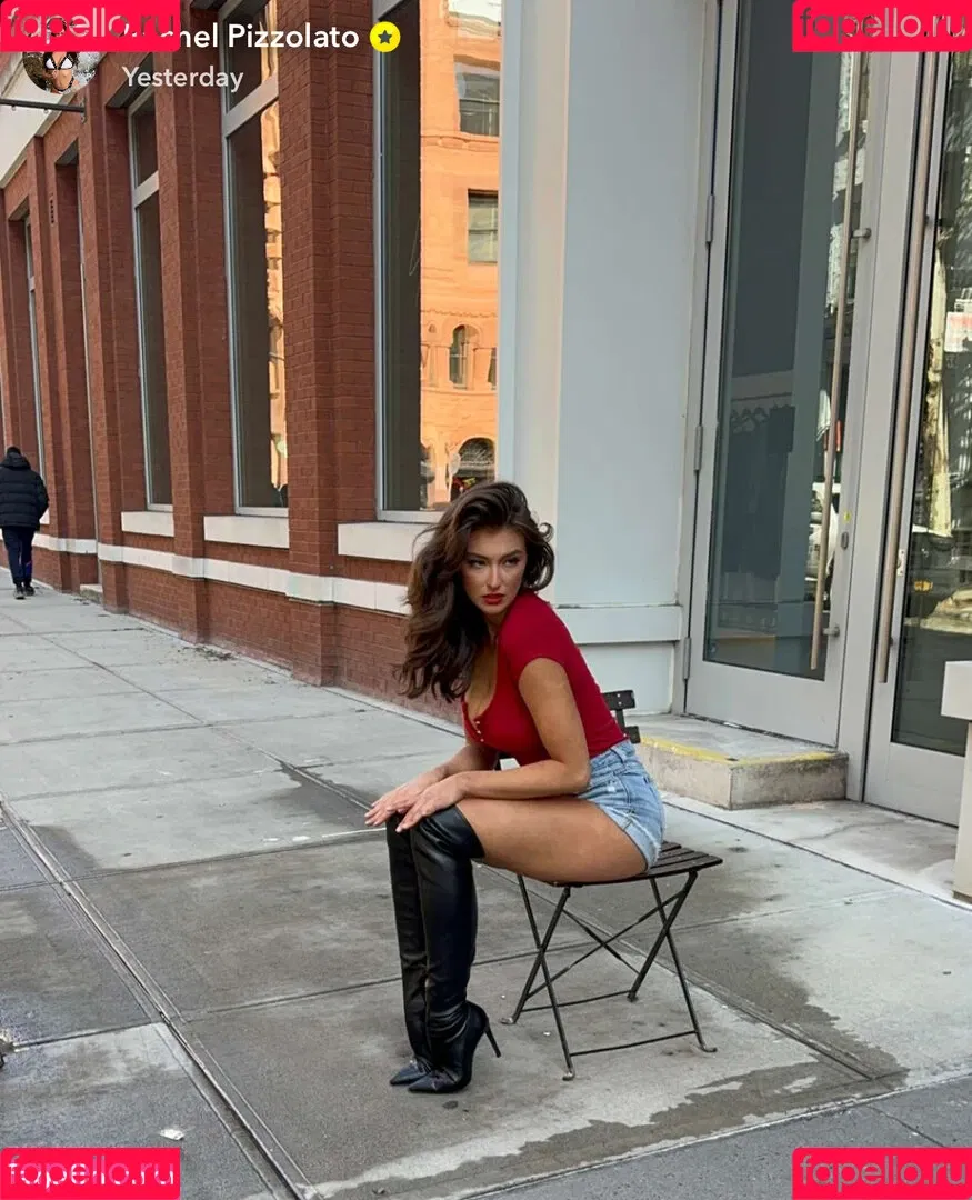 Beautyandbrainswithatwist / Rachel Michelle / rachellemichelle Onlyfans Photo Gallery 