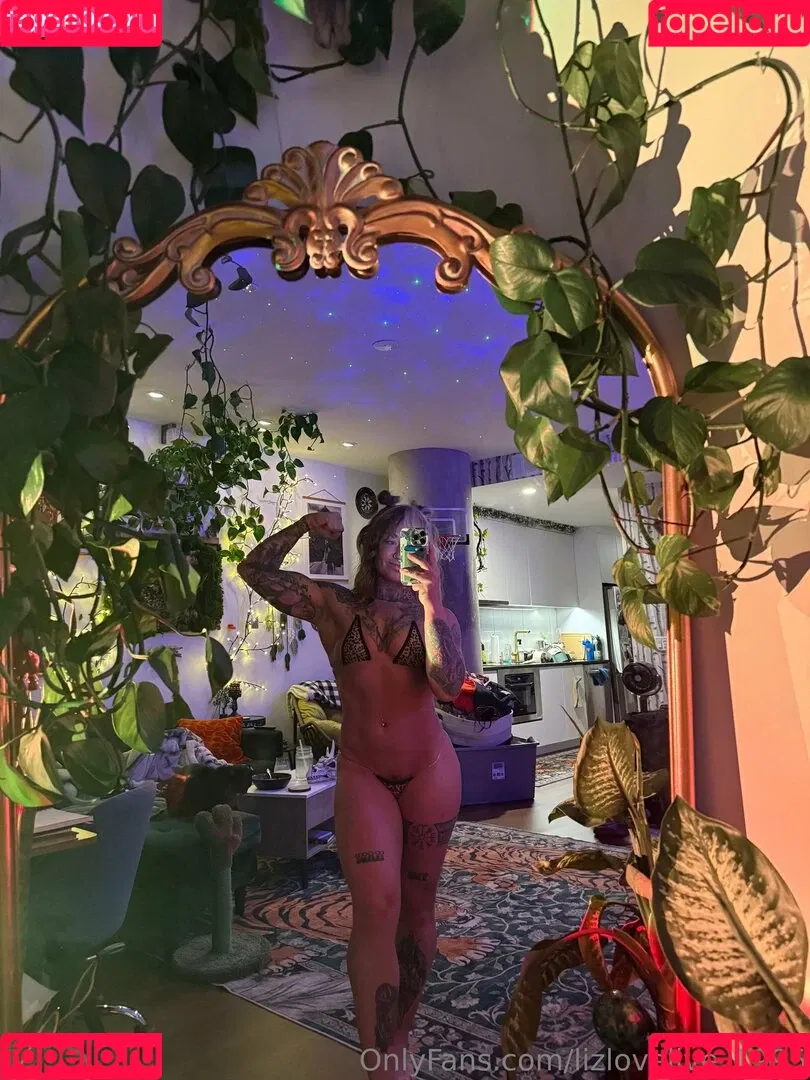 lizlovelive_ / lizlovelive_1995 Onlyfans Photo Gallery 