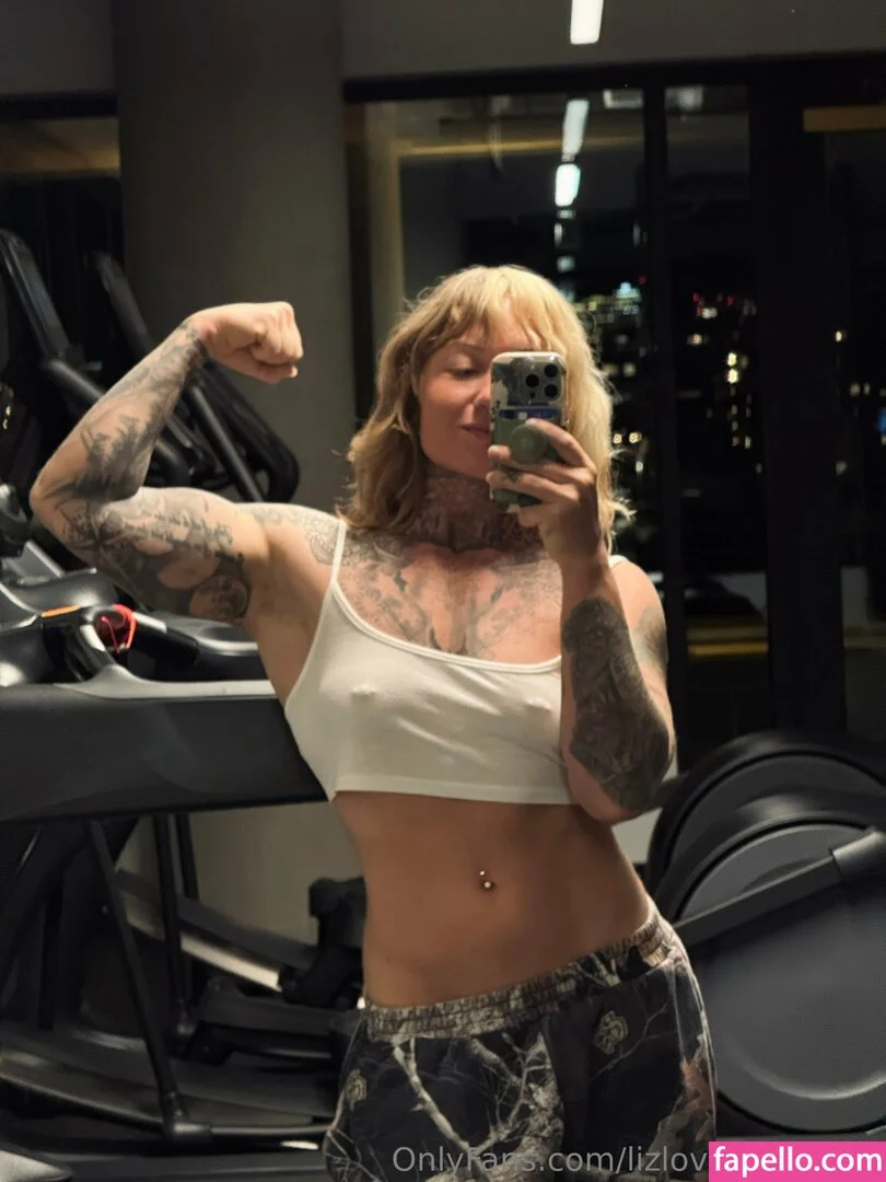 lizlovelive_ / lizlovelive_1995 Onlyfans Photo Gallery 