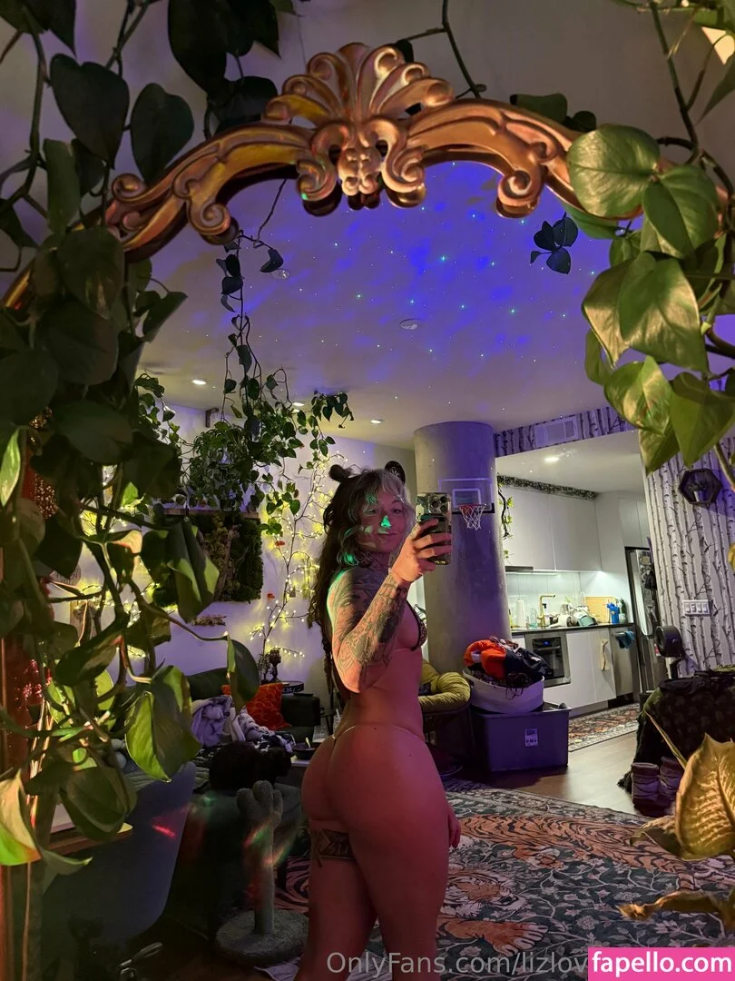 lizlovelive_ / lizlovelive_1995 Onlyfans Photo Gallery 