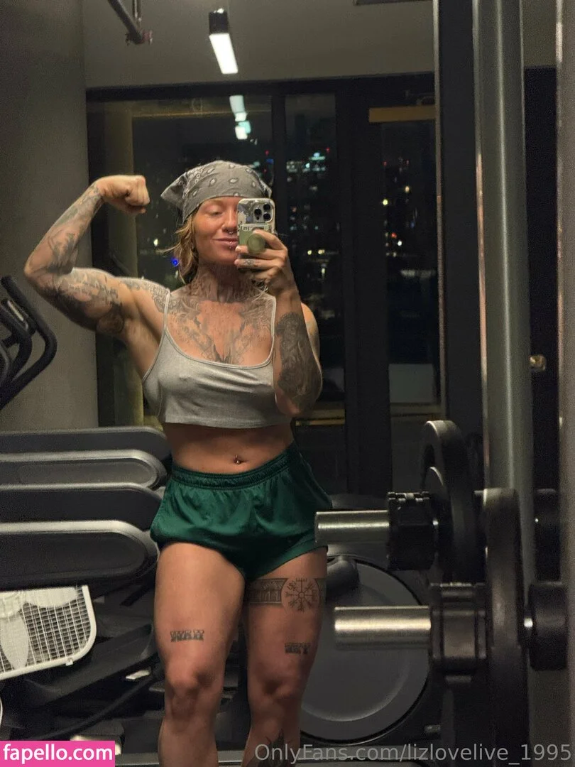 lizlovelive_ / lizlovelive_1995 Onlyfans Photo Gallery 