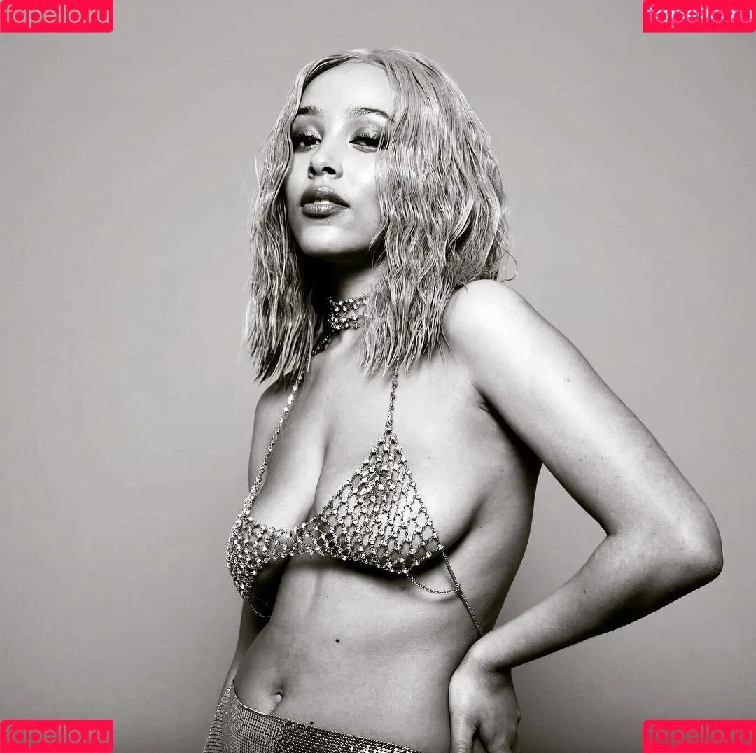 Doja Cat / DojaCat Onlyfans Photo Gallery 