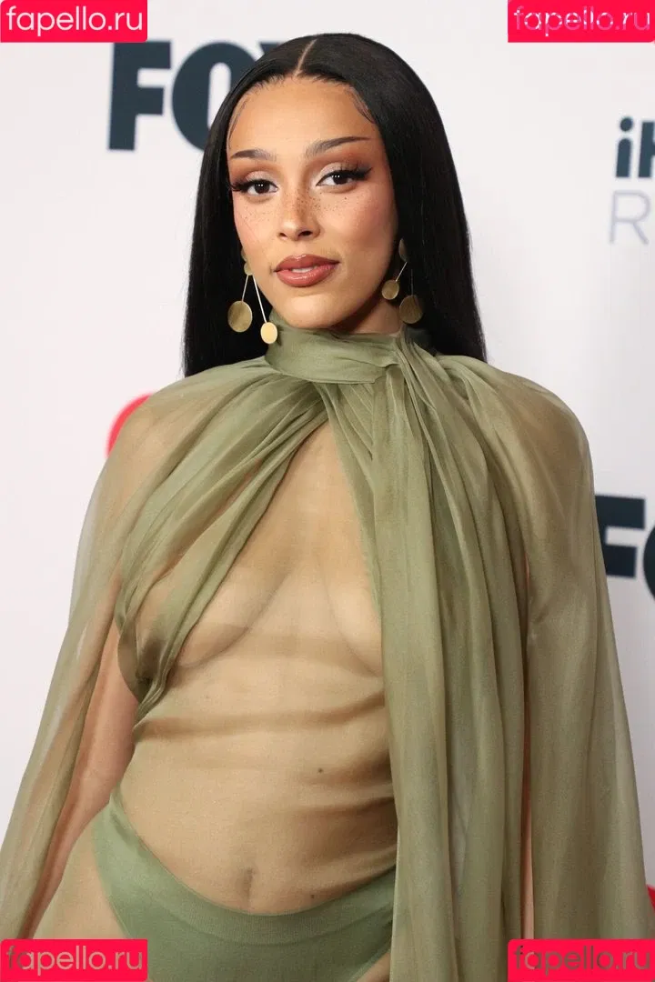 Doja Cat / DojaCat Onlyfans Photo Gallery 