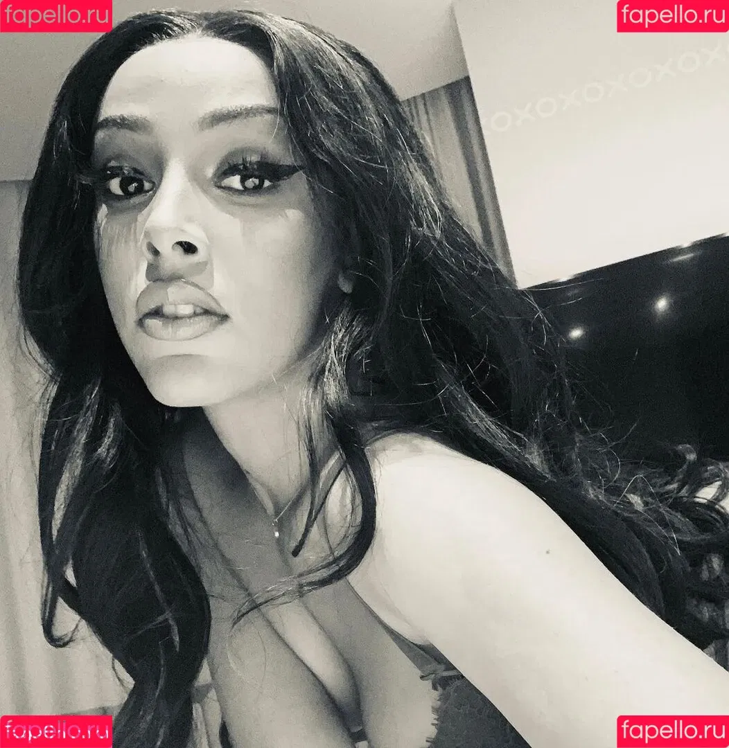 Doja Cat / DojaCat Onlyfans Photo Gallery 