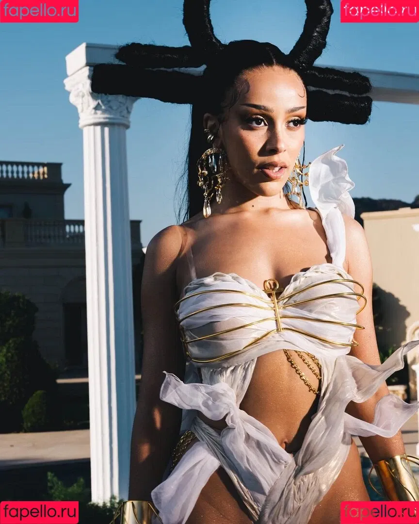 Doja Cat / DojaCat Onlyfans Photo Gallery 