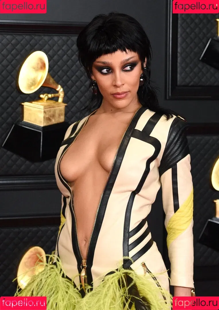Doja Cat / DojaCat Onlyfans Photo Gallery 