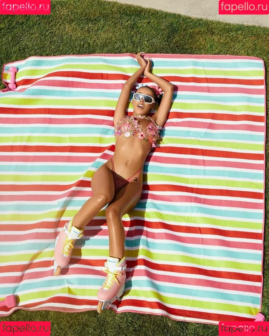 Doja Cat / DojaCat Onlyfans Photo Gallery 