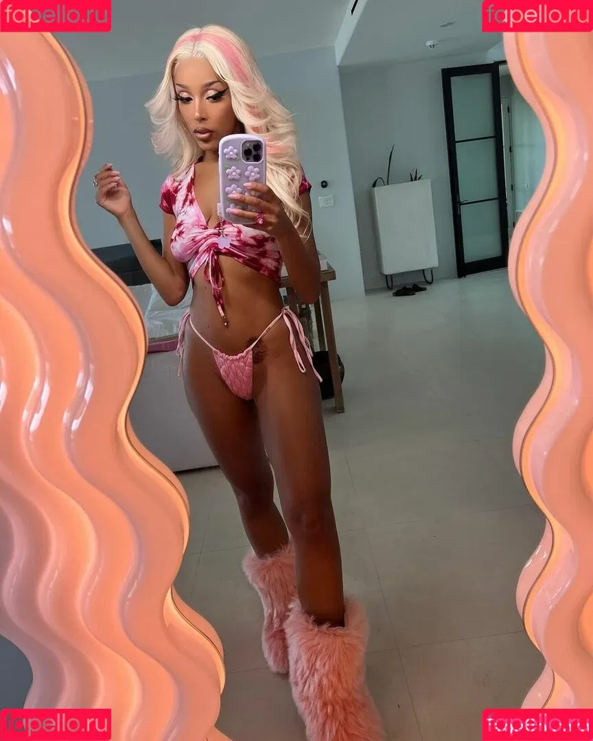 Doja Cat / DojaCat Onlyfans Photo Gallery 