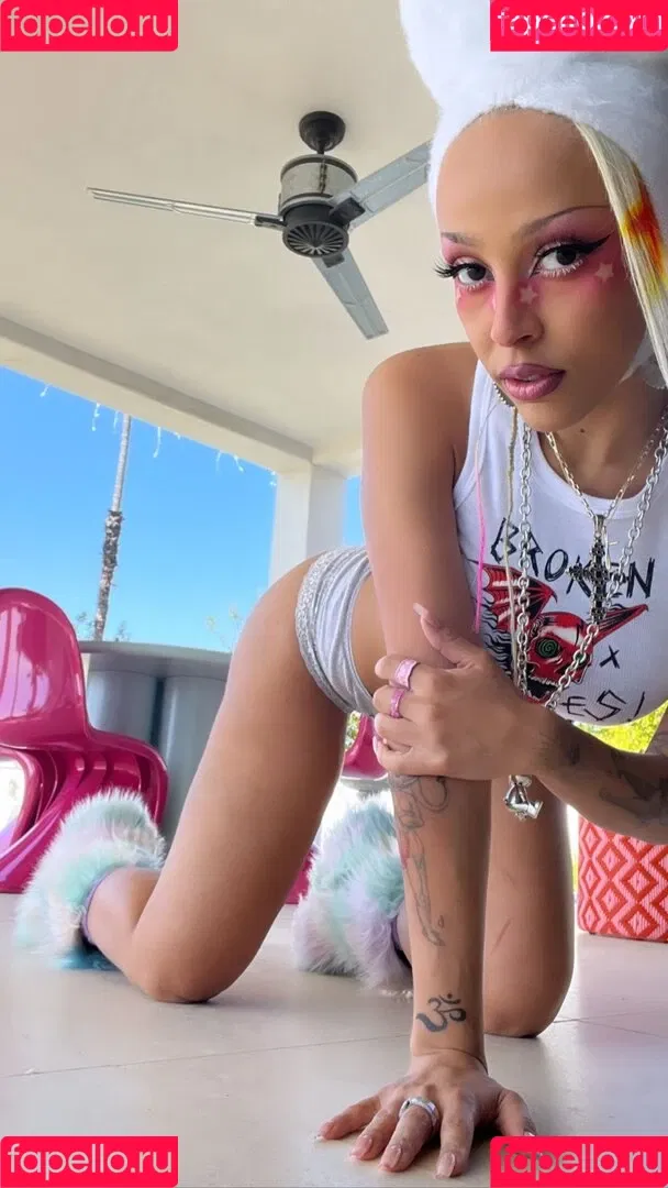 Doja Cat / DojaCat Onlyfans Photo Gallery 