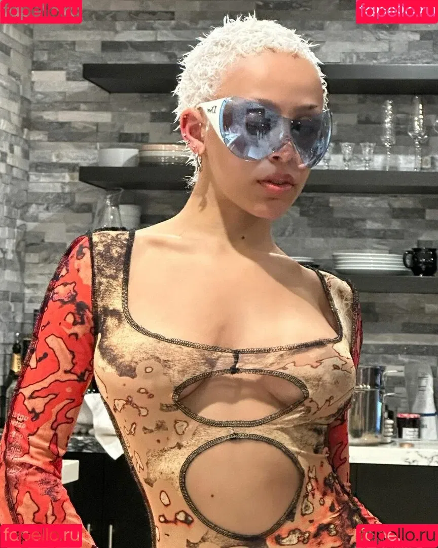 Doja Cat / DojaCat Onlyfans Photo Gallery 