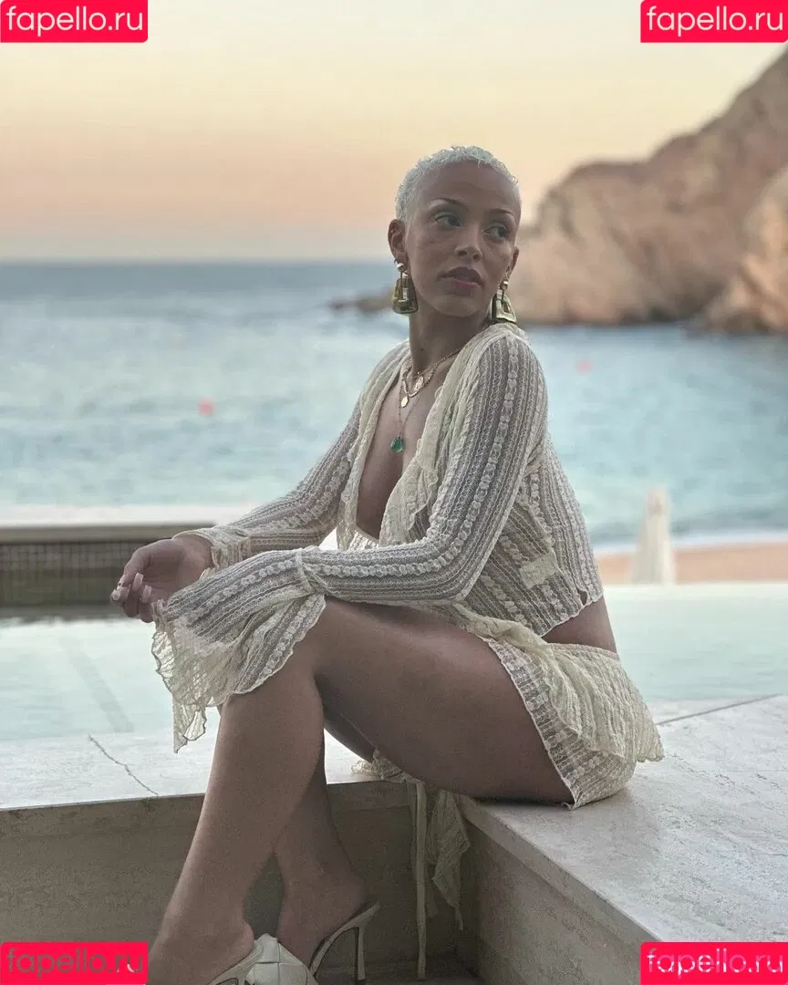 Doja Cat / DojaCat Onlyfans Photo Gallery 