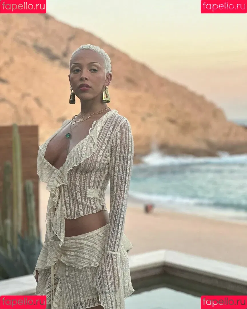 Doja Cat / DojaCat Onlyfans Photo Gallery 