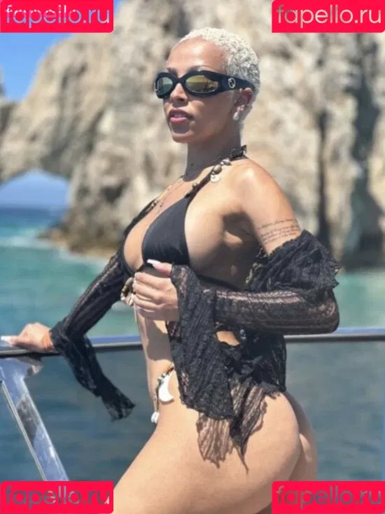 Doja Cat / DojaCat Onlyfans Photo Gallery 