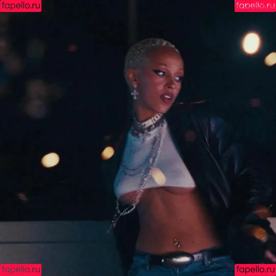 Doja Cat / DojaCat Onlyfans Photo Gallery 