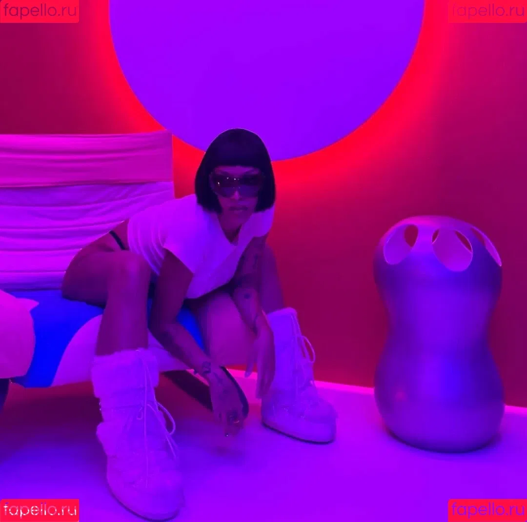 Doja Cat / DojaCat Onlyfans Photo Gallery 