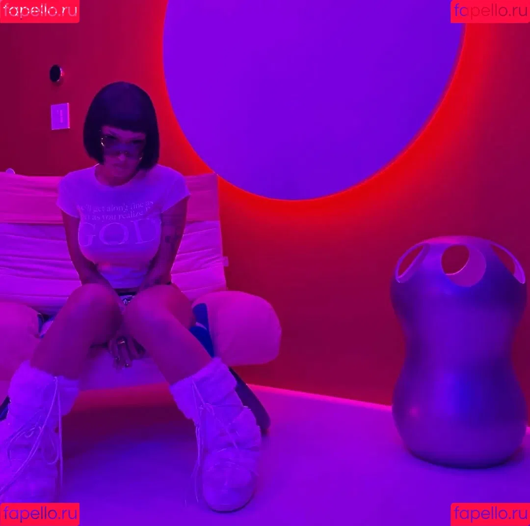 Doja Cat / DojaCat Onlyfans Photo Gallery 