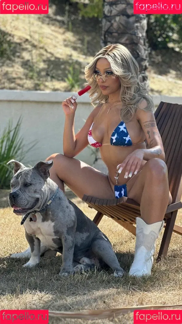 Doja Cat / DojaCat Onlyfans Photo Gallery 