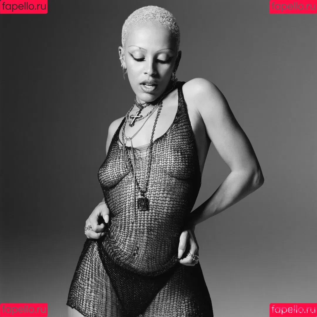Doja Cat / DojaCat Onlyfans Photo Gallery 