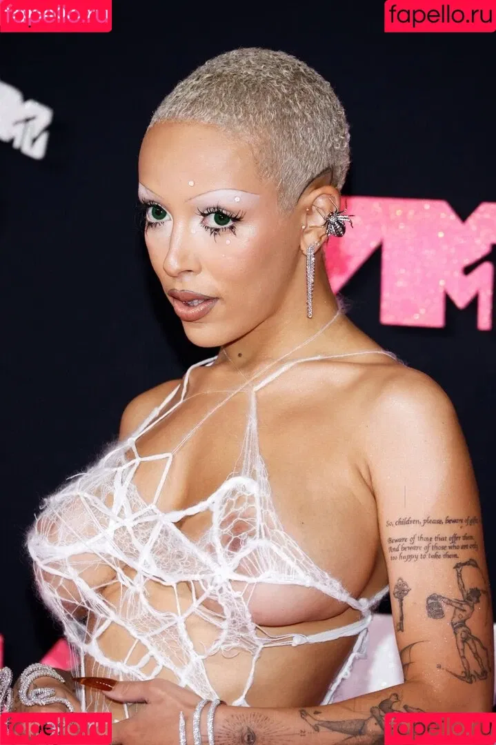 Doja Cat / DojaCat Onlyfans Photo Gallery 