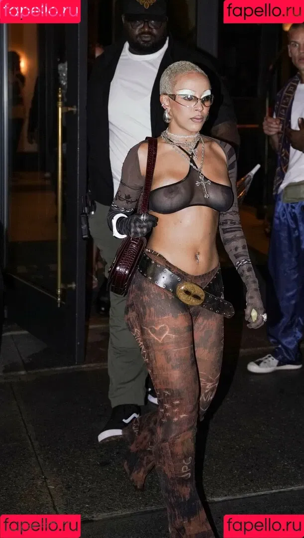 Doja Cat / DojaCat Onlyfans Photo Gallery 