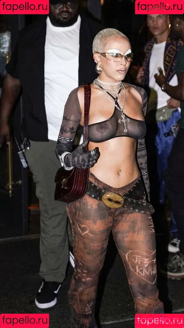 Doja Cat / DojaCat Onlyfans Photo Gallery 