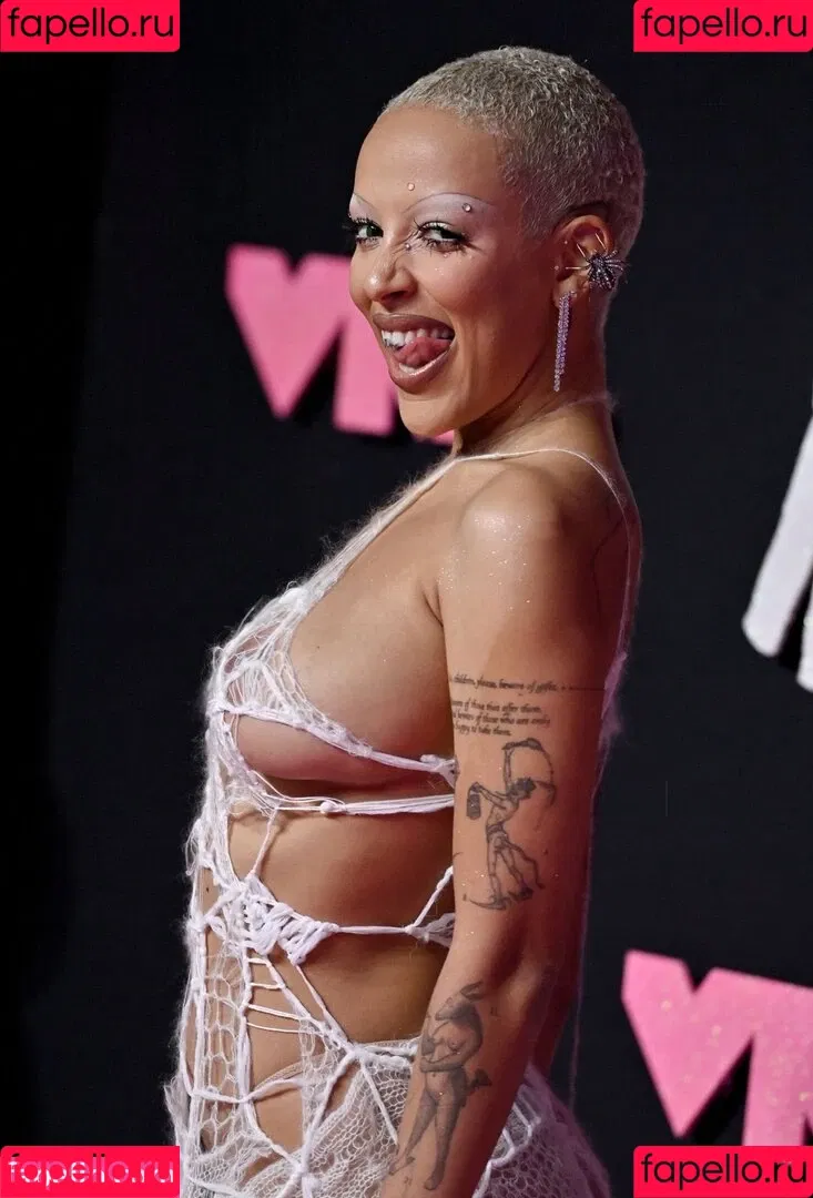 Doja Cat / DojaCat Onlyfans Photo Gallery 