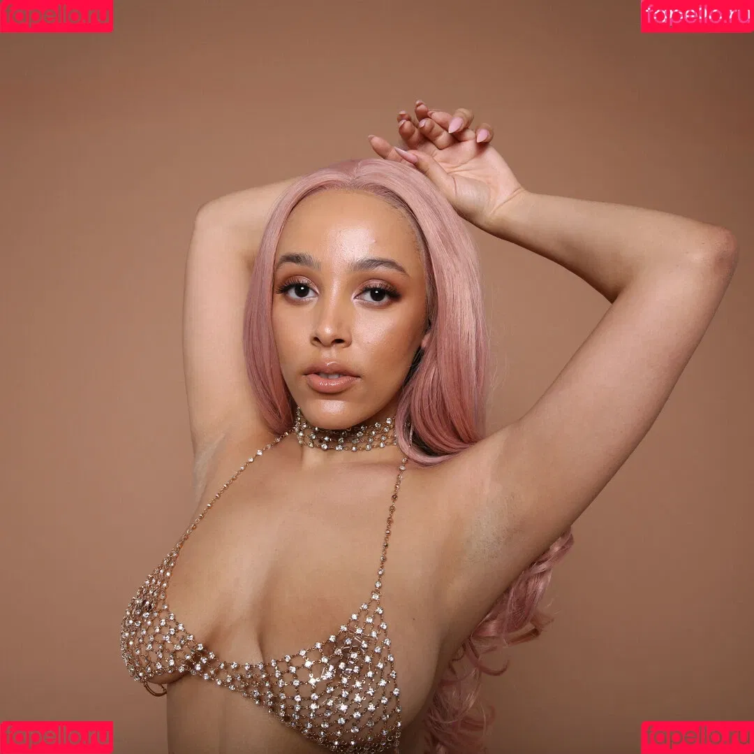 Doja Cat / DojaCat Onlyfans Photo Gallery 
