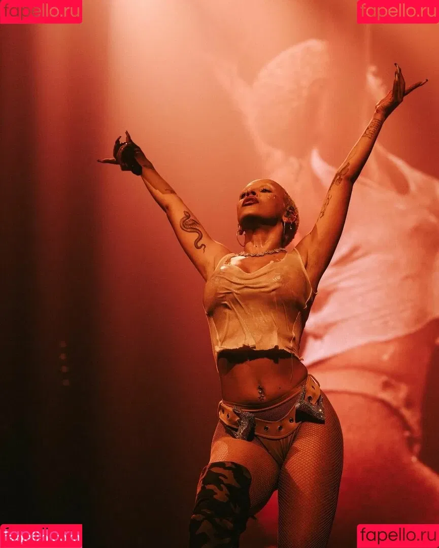 Doja Cat / DojaCat Onlyfans Photo Gallery 