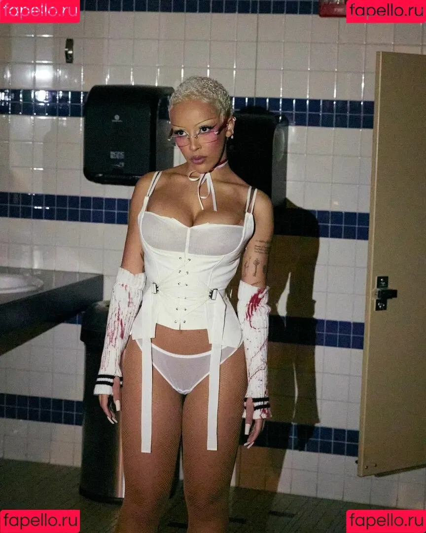Doja Cat / DojaCat Onlyfans Photo Gallery 
