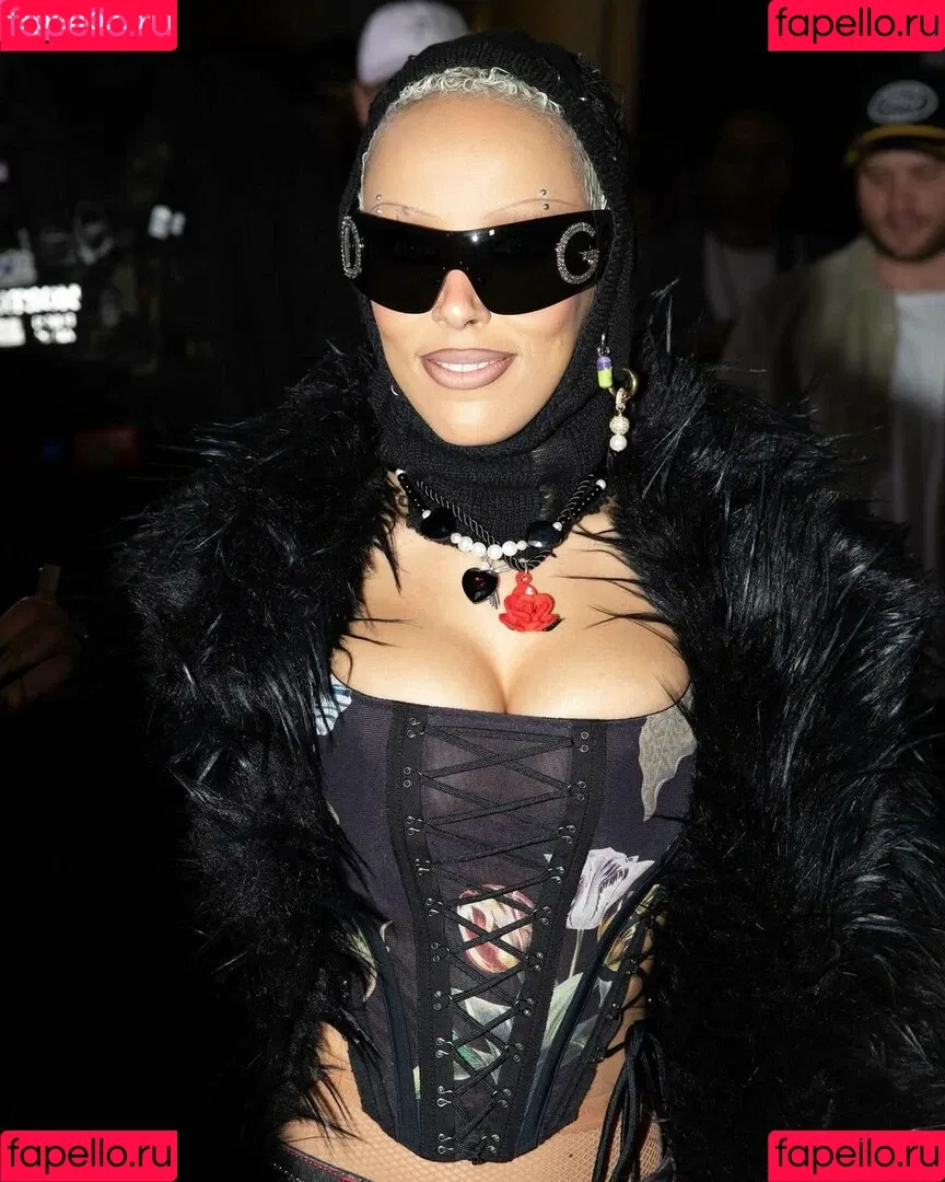 Doja Cat / DojaCat Onlyfans Photo Gallery 