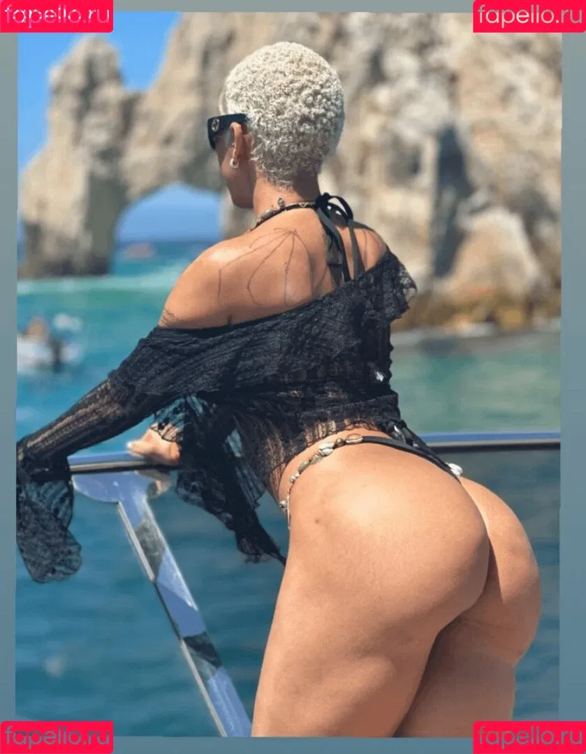Doja Cat / DojaCat Onlyfans Photo Gallery 