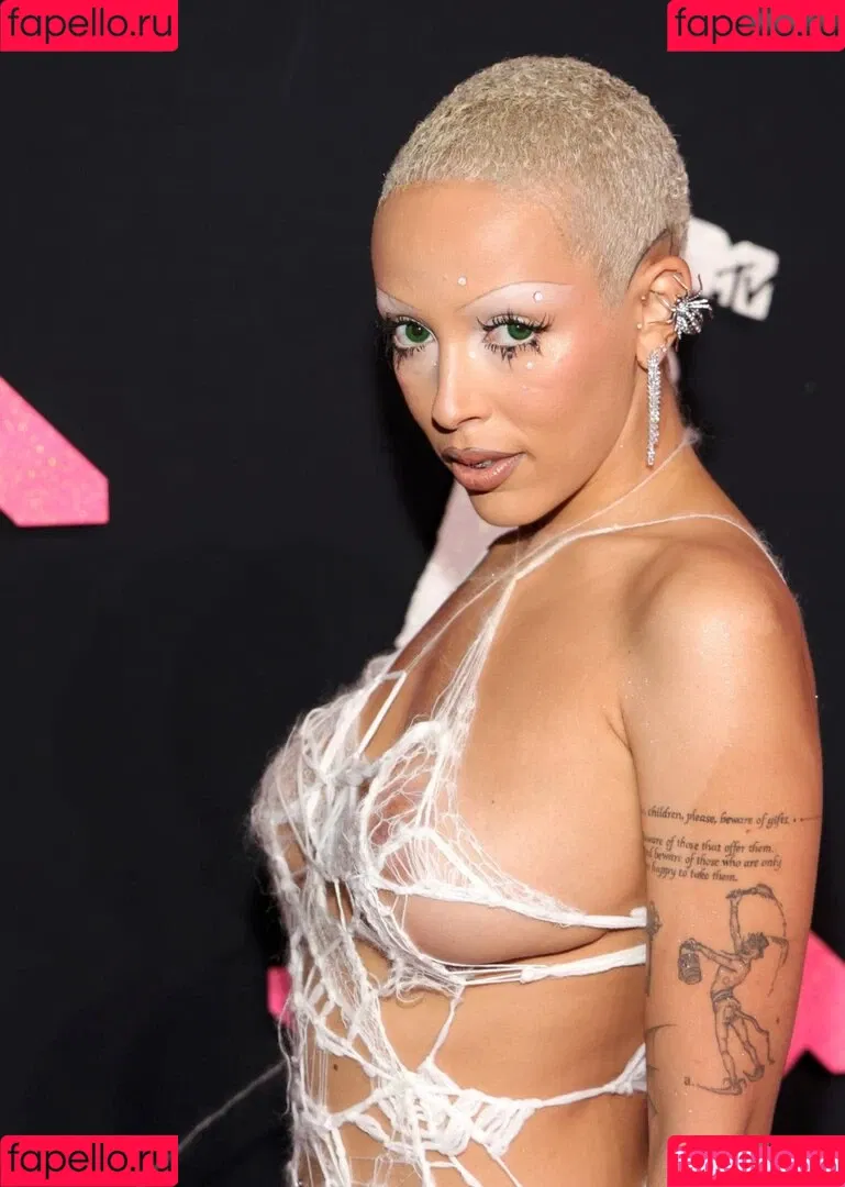Doja Cat / DojaCat Onlyfans Photo Gallery 