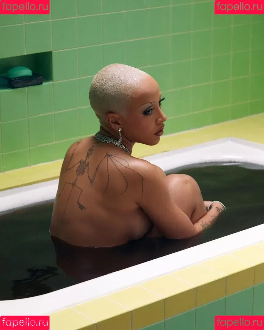 Doja Cat / DojaCat Onlyfans Photo Gallery 