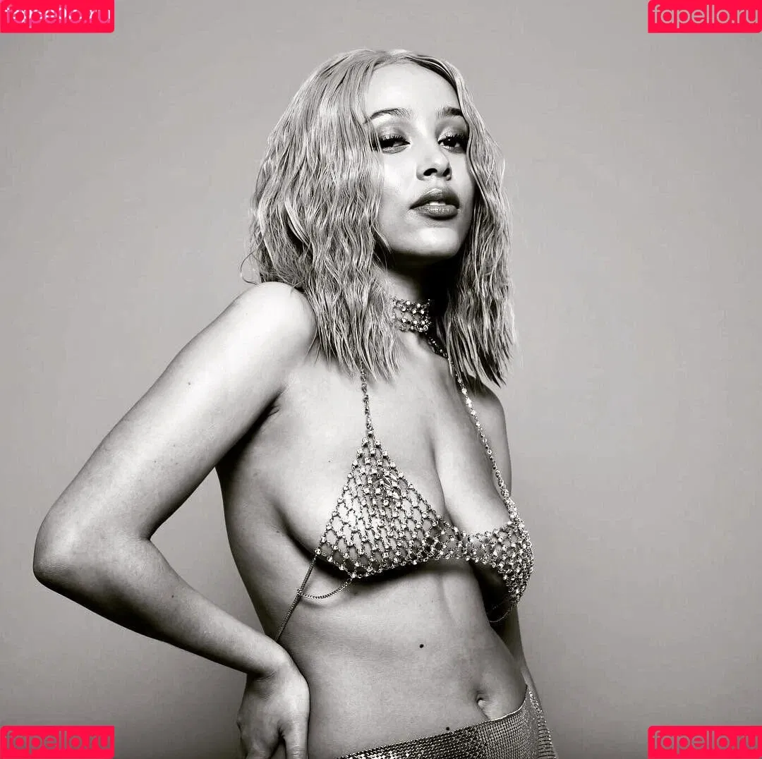 Doja Cat / DojaCat Onlyfans Photo Gallery 