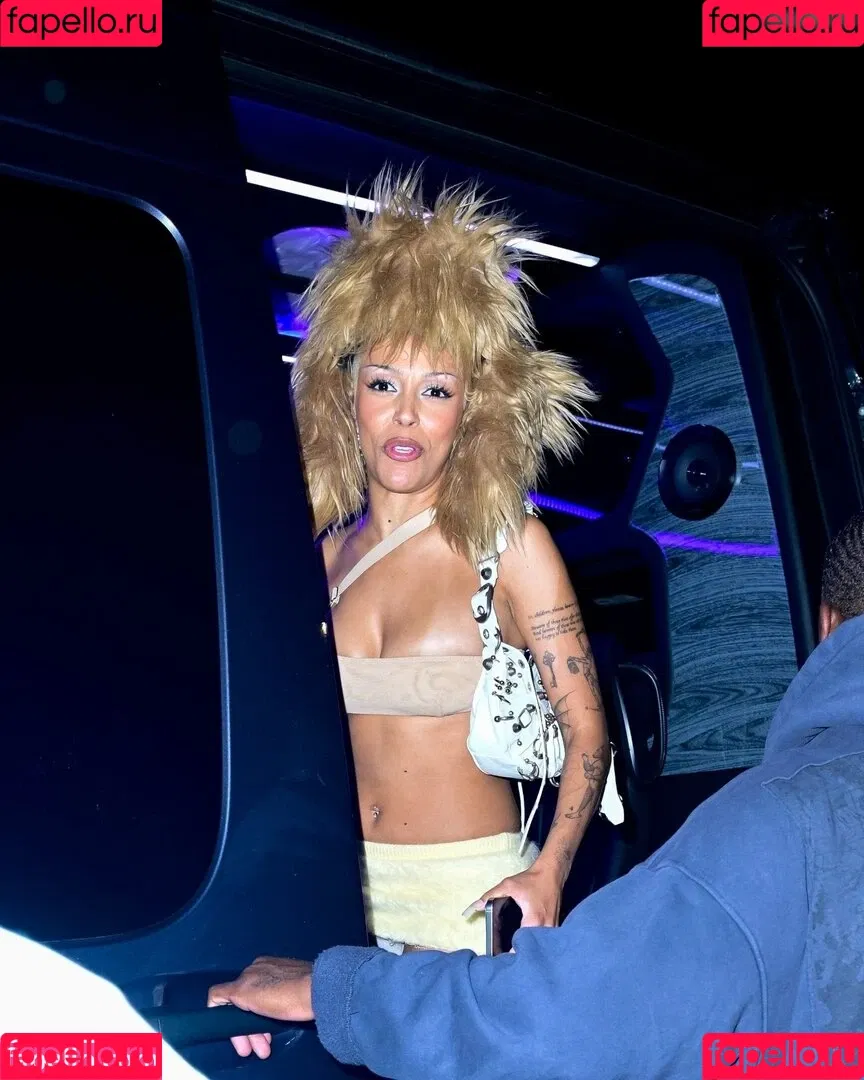 Doja Cat / DojaCat Onlyfans Photo Gallery 
