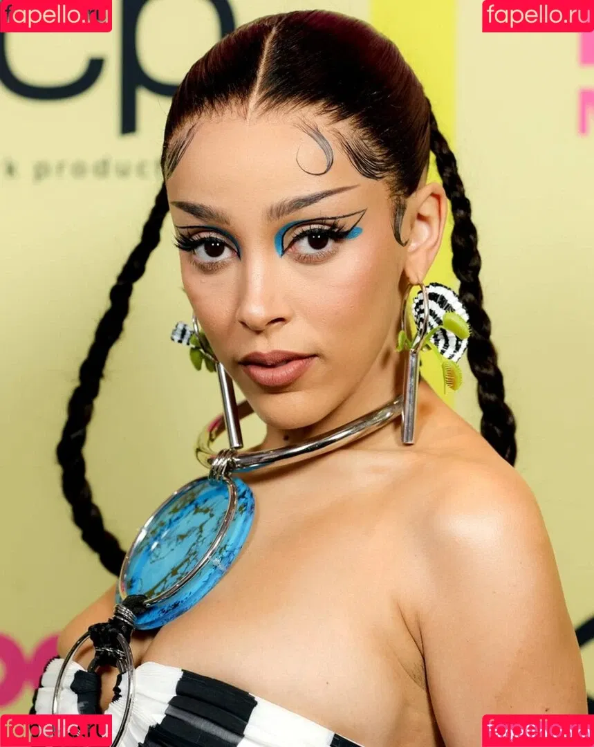 Doja Cat / DojaCat Onlyfans Photo Gallery 