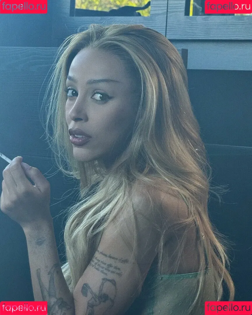 Doja Cat / DojaCat Onlyfans Photo Gallery 