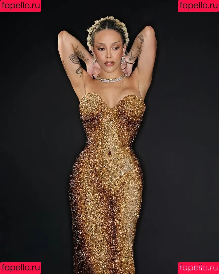 Doja Cat / DojaCat Onlyfans Photo Gallery 